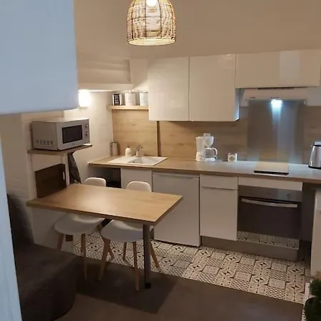 Apartment Beau Avec Separee A 100m De La Gare